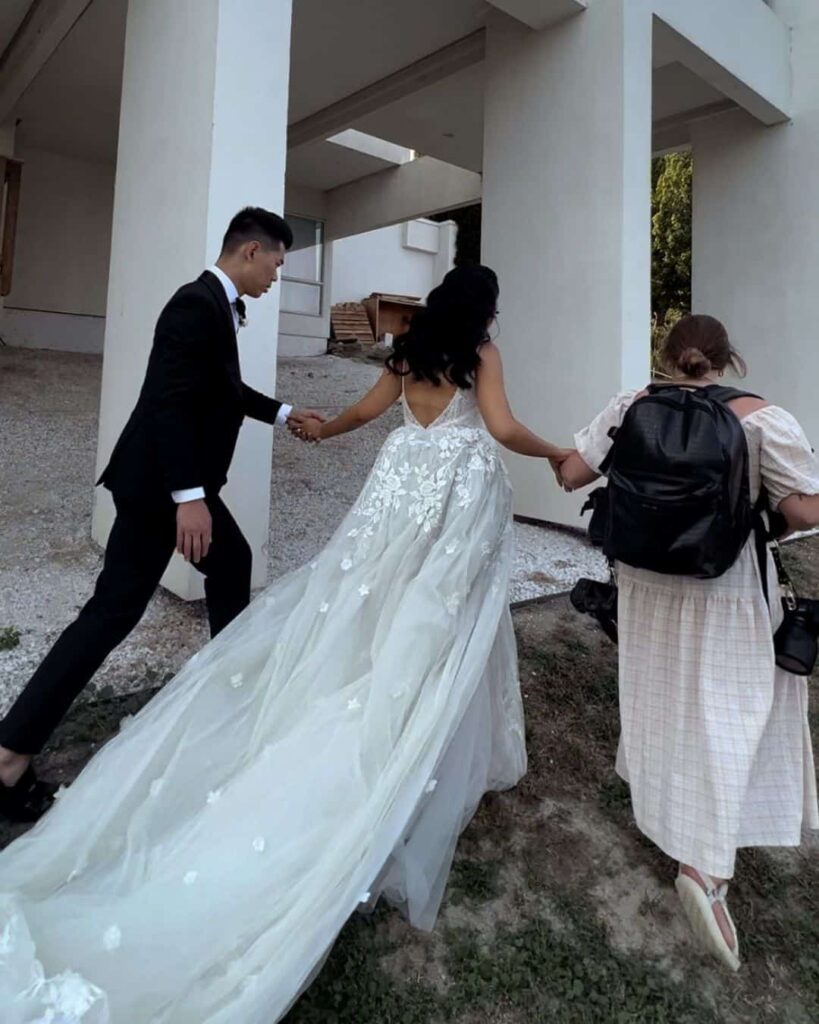 Portfolio de photographe de mariage montrant des photos de couples mariés au Québec